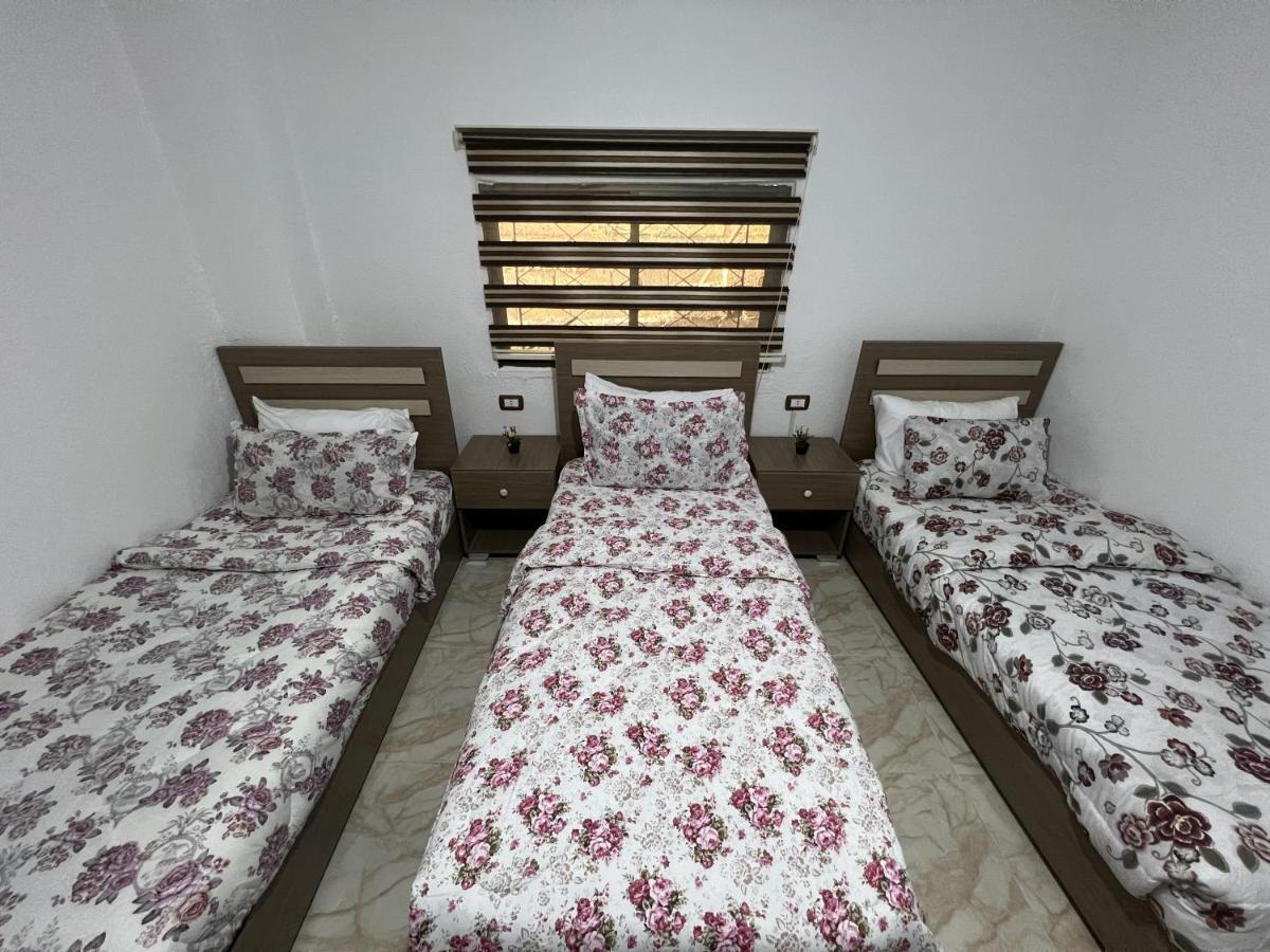 וואדי מוסא Z3 Hostel מראה חיצוני תמונה