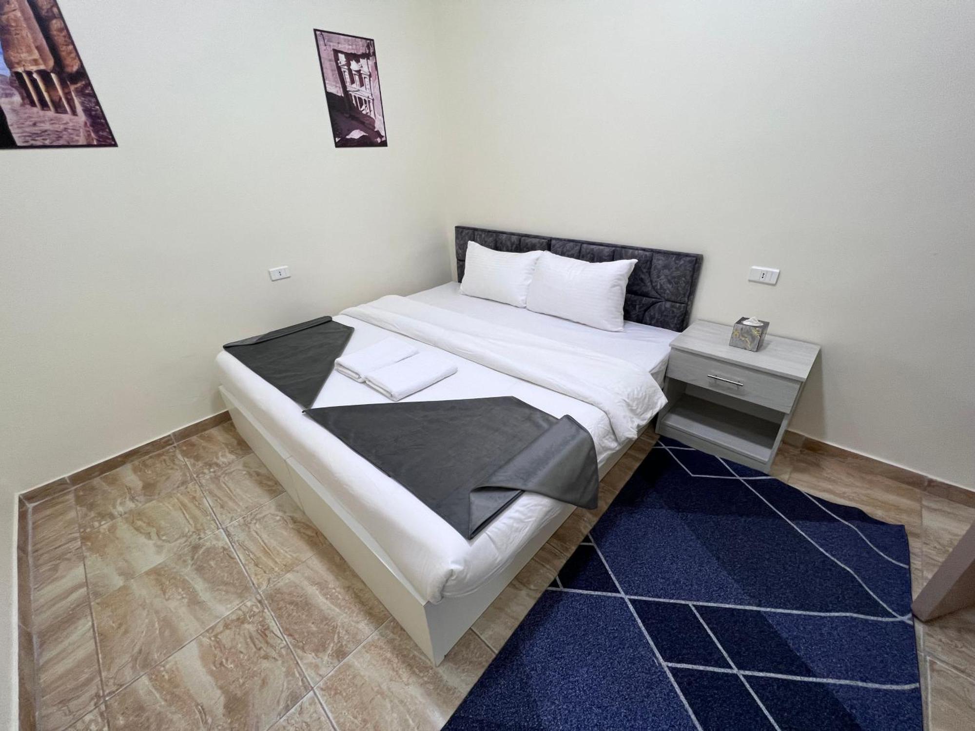 וואדי מוסא Z3 Hostel מראה חיצוני תמונה