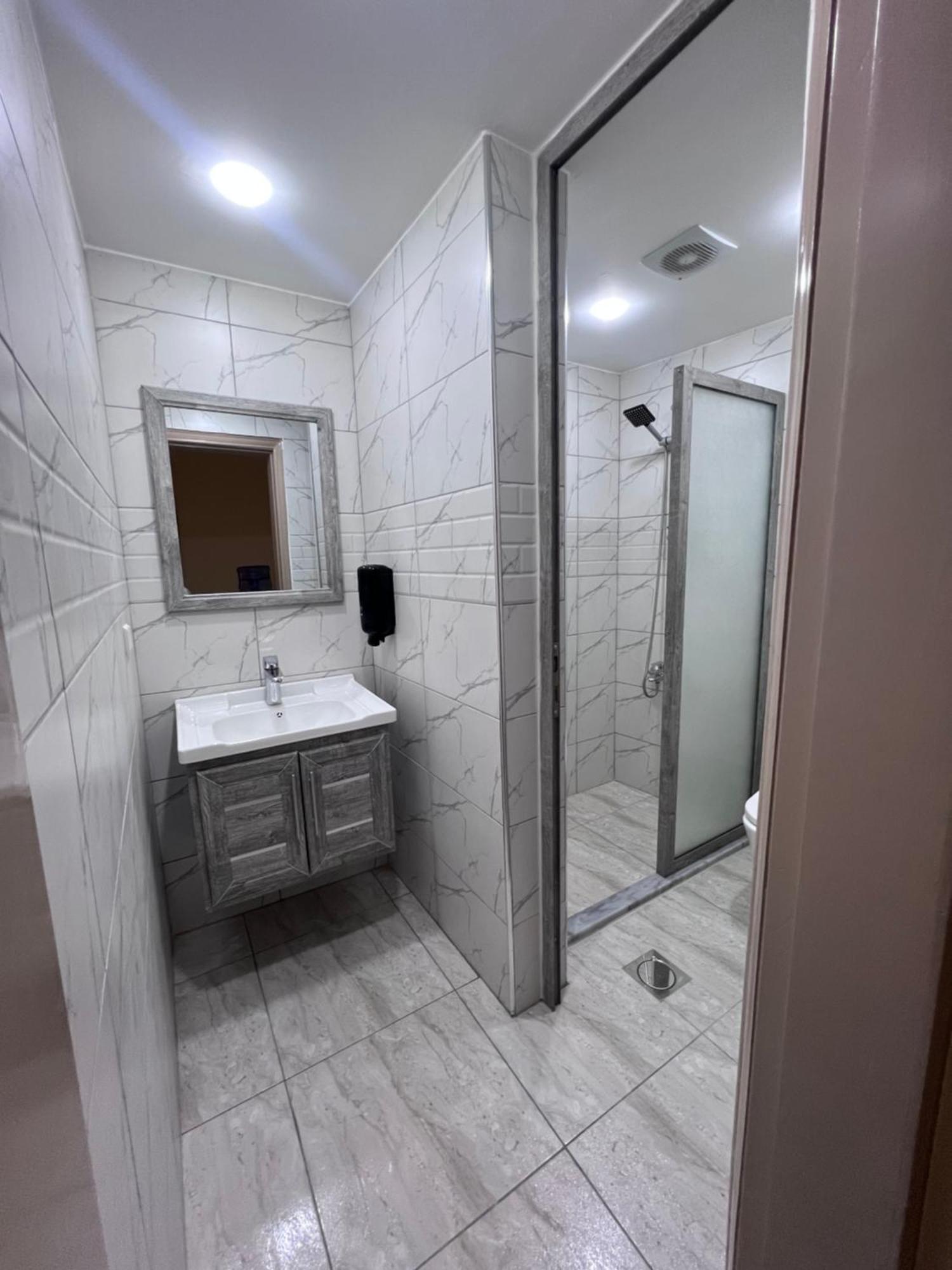 וואדי מוסא Z3 Hostel מראה חיצוני תמונה